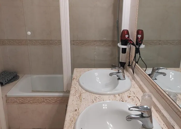 In First Line Apto. 12-6 * Marbella